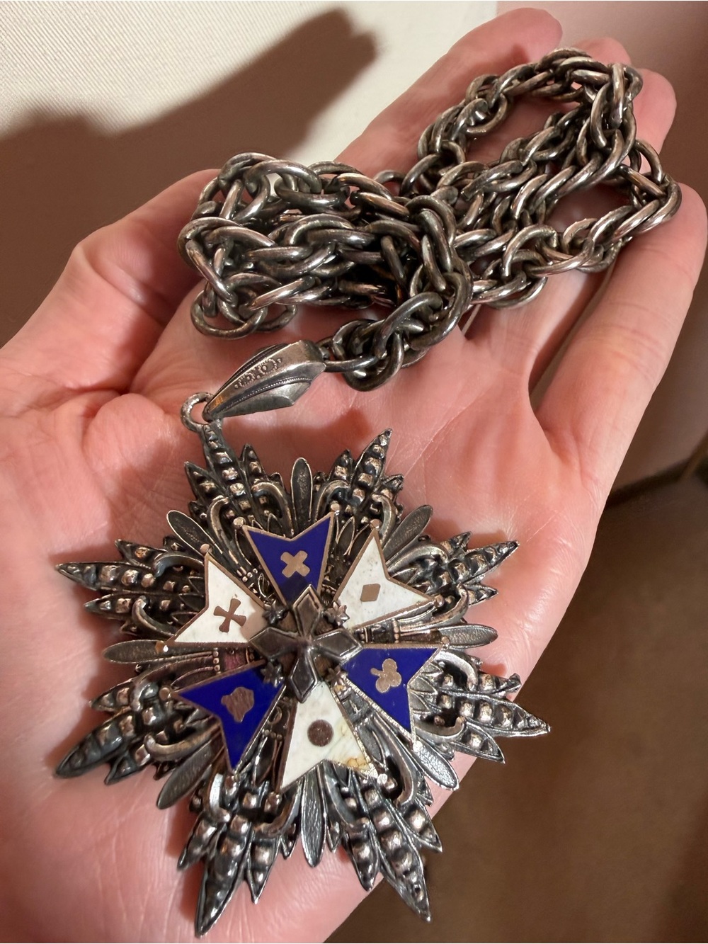 Vintage Renaissance revival Oversized medallion heavy Cosplay chain necklace